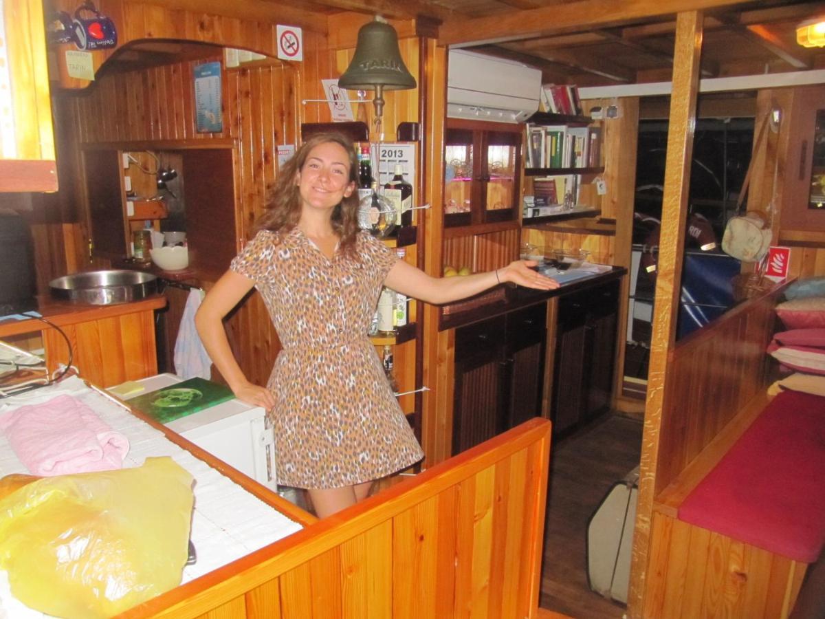 Boat & Breakfast Botel Umag