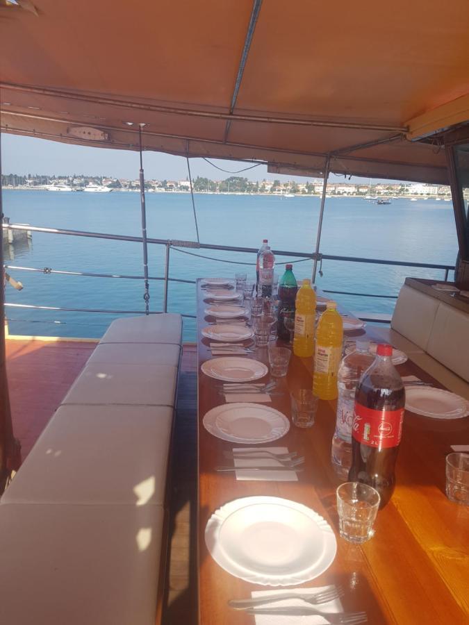 Boat & Breakfast Botel
