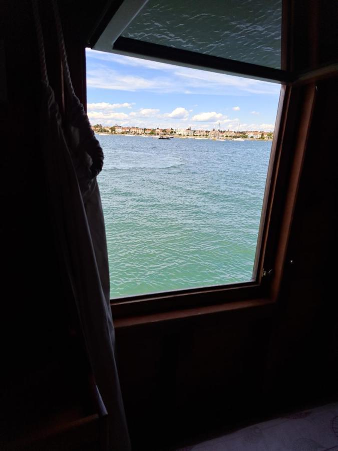 Boat & Breakfast Botel *